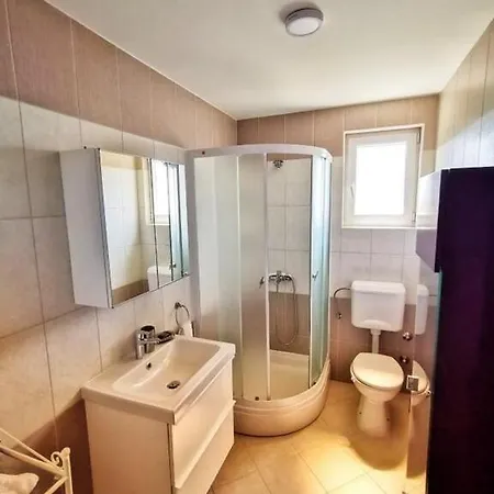 4956-1 For 7 People In Barbat *