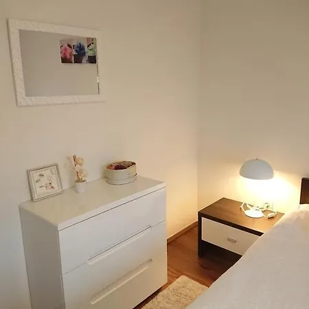 4956-1 For 7 People In Barbat Апартаменты *