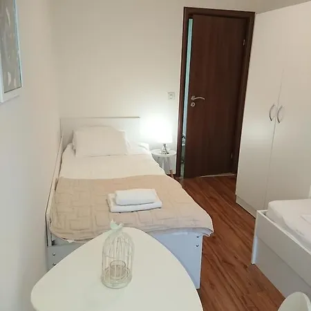 4956-1 For 7 People In Barbat