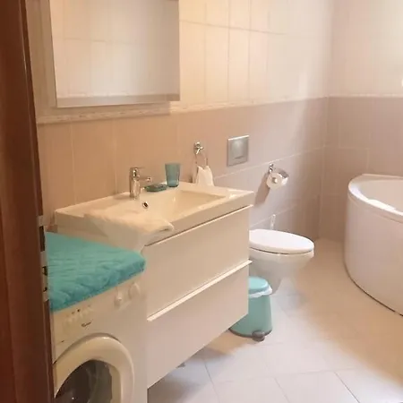 Апартаменты 4956-1 For 7 People In Barbat