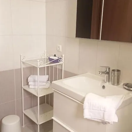 Апартаменты 4956-1 For 7 People In Barbat *